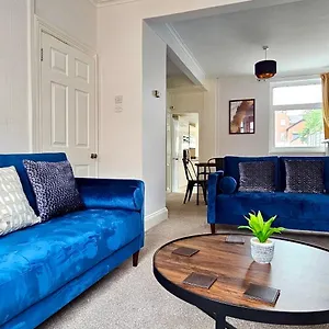 Vale House By Switchback Cardiff